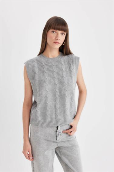 Regular Fit Bisiklet Yaka Basic Düz Saç Örgü Desenli Triko Süveter