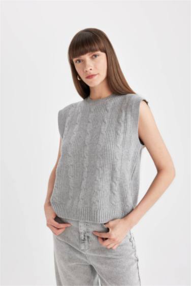 Regular Fit Bisiklet Yaka Basic Düz Saç Örgü Desenli Triko Süveter