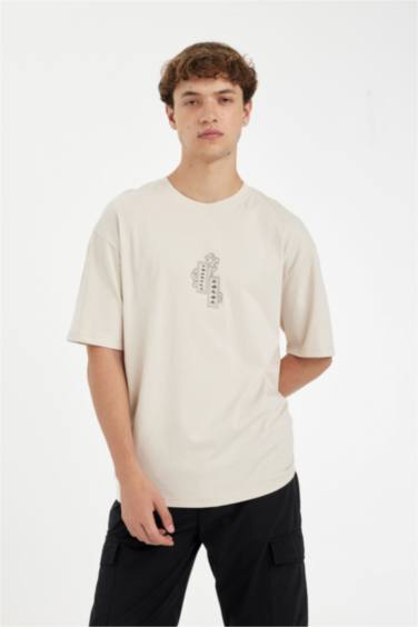 Boxy Fit Crew Neck Back Printed T-Shirt