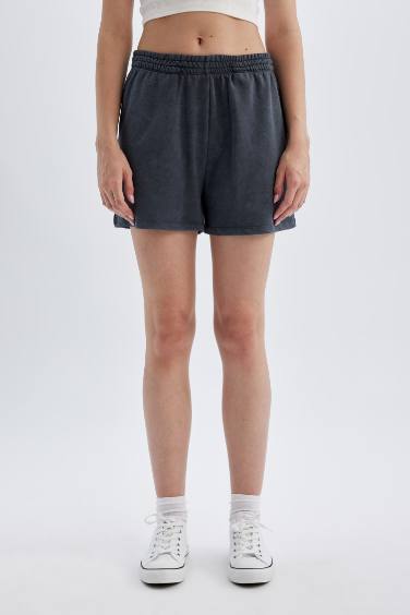 Straight Leg Thick Fabric Shorts