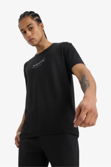 Standard Fit Crew Neck Printed T-Shirt