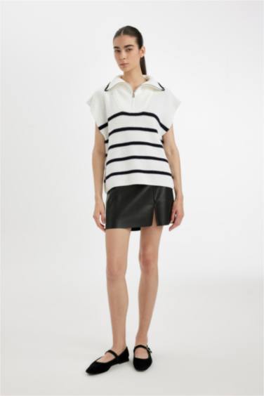 Свитер в полоску стандартного кроя на молнии