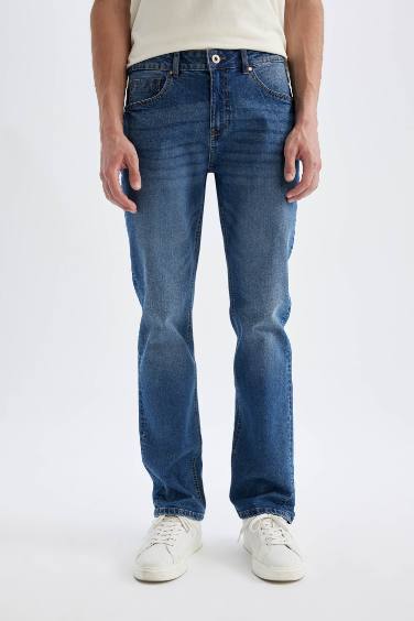 Sergio Regular Fit Normal Waist Pipe Leg Jeans