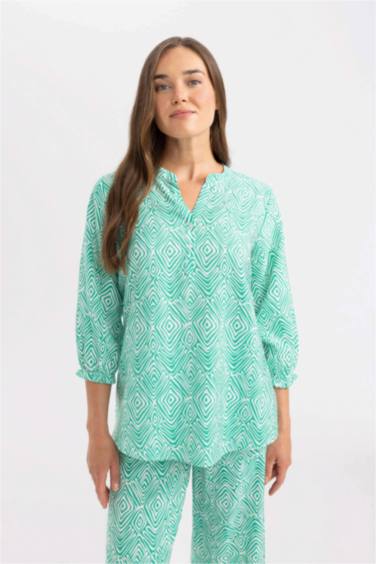 Regular Fit Patterned Resort Collar Half Sleeve Shirt