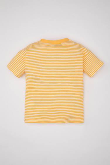 تيشيرت ولادي بطبعة سمك قصة عادية