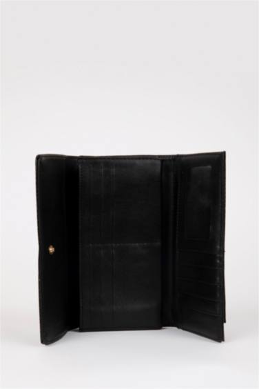 Woman Faux Leather Wallets