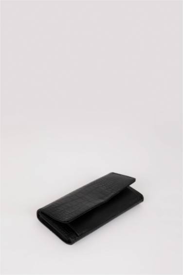 Woman Faux Leather Wallets