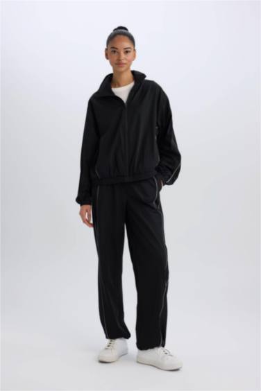 DeFactoFit Pocketed Woven Wide Leg Trousers