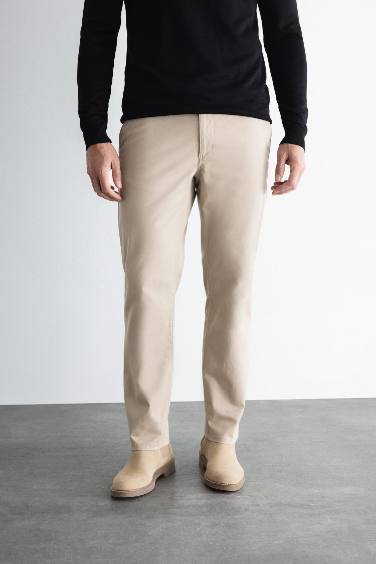 Pantalon chino droit en toile stretch à poches Coupe classique