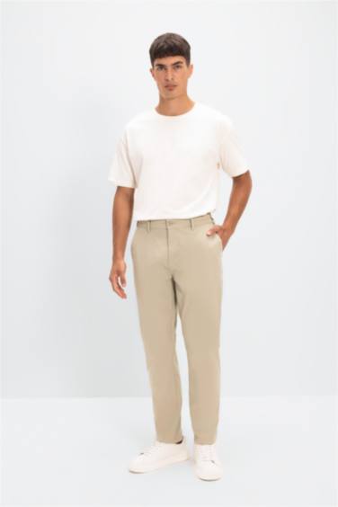 Pantalon chino en toile avec poches