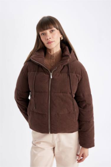 Kadife Şişme Mont Kapüşonlu Fermuarlı Cepli