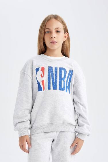 Girl NBA Wordmark Oversize Fit Crew Neck Sweatshirt