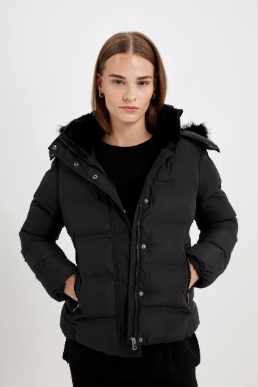 Slim Fit Puffer Jacket