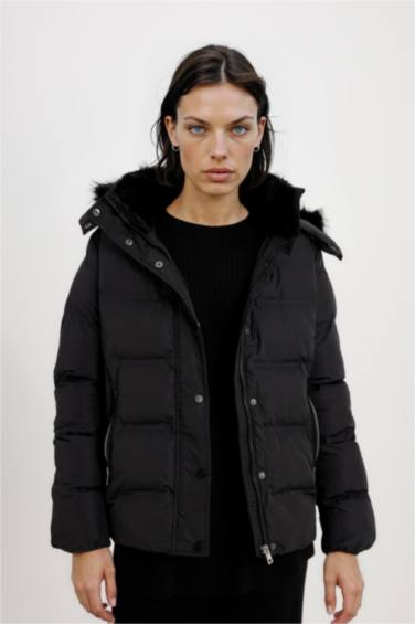 Waterproof Hooded Zipper Snap Closure Puffer Jacket