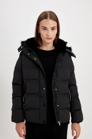 Su Geçirmez Puffer Şişme Mont Kapüşonlu Fermuar Çıtçıt Kapmalı Cepli