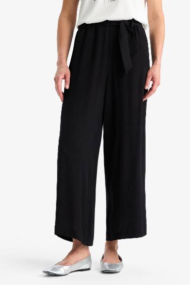Flexible Waist Wide Leg Belted Crinkle Viscose Capri Pants