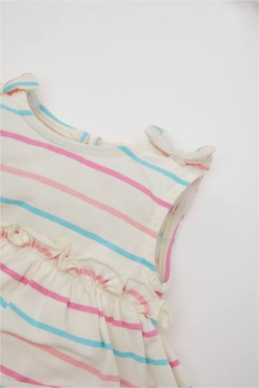 جمبسوت مخطط بناتي حديثي الولادة بدون ردن