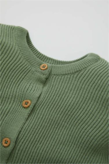 طقم تريكو بيبي اولادي كارديجان وبنطلون قصة عادية - قطعتين