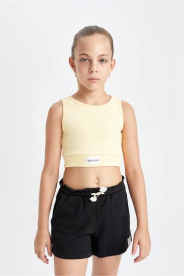 كروب توب بناتي بدون ردن بياخة مستديرة