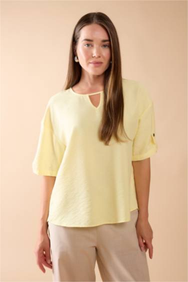 Regular Fit Round Collar Short Sleeve Blouse