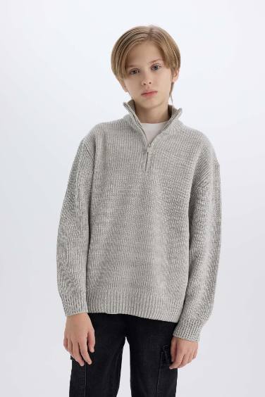 Boy Regular Fit Zip-Up Turtle Neck Pullover