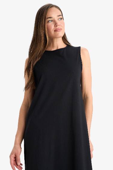 Regular Fit Bisiklet Yaka Basic Düz Penye Kolsuz Midi Elbise