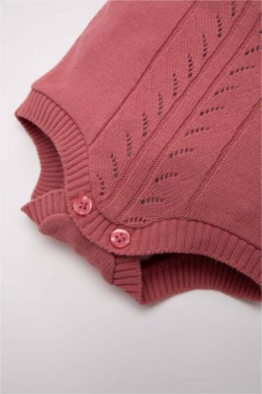 Kız Bebek Yenidoğan 3'lü Takım Uzun Kollu Çıtçıtlı Triko Body Bere Külotlu Çorap