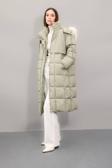 Regular Fit Kapüşonlu Parka