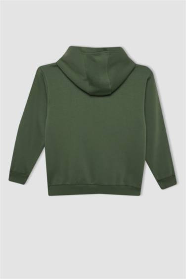 سويت شيرت ولادي قصة عادية بجيب