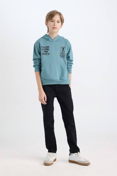 Свитшот с принтом на спине с капюшоном для мальчиков