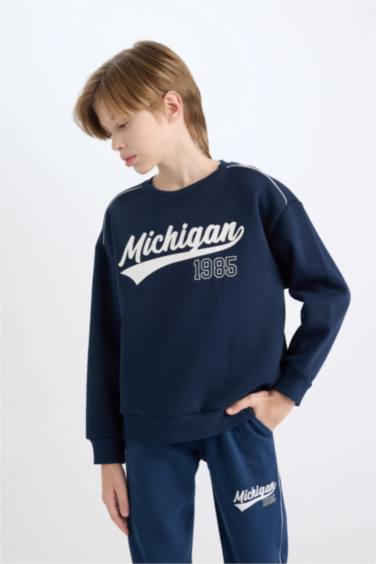 Boy Oversize Fit Printed Thick Sweatshirt