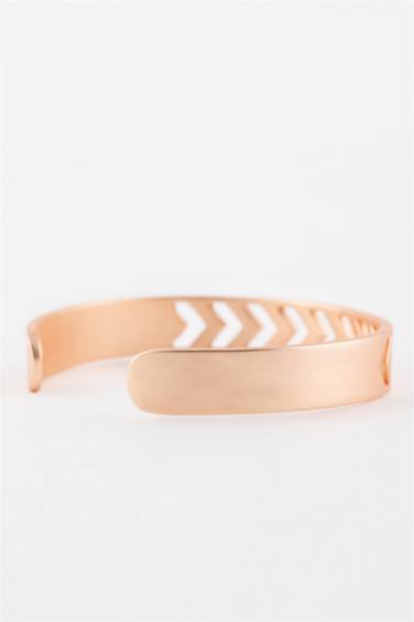 Juju x DeFacto Elegant Cuff