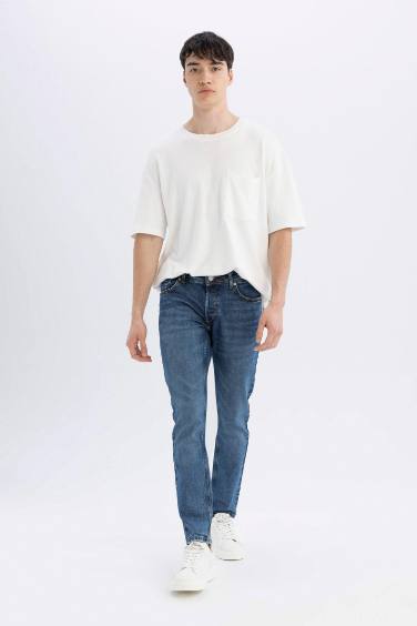 Pedro Slim Fit Normal Waist Narrow Leg Jeans