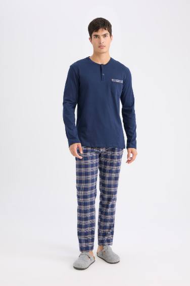 Regular Fit Bisiklet Yaka Uzun Kollu Üst Kareli Alt Pijama Takımı