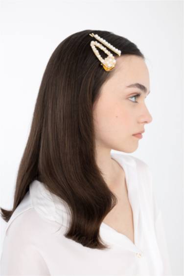 Woman 3 Piece Pearl Detailed Gold Latch Buckle Clips