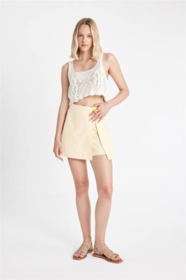 شورت تنورة كتان قصة عادية وخصر عالي