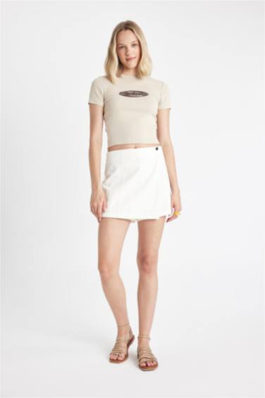 Regular Fit Gabardine Normal Waist Shorts