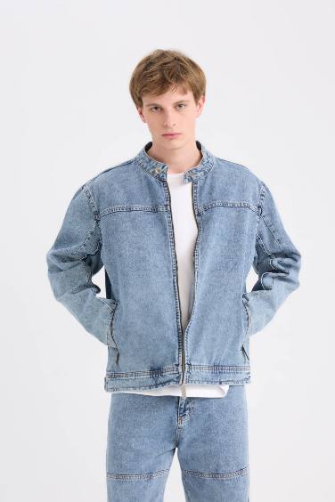 Regular Fit College Collar Zippered Pocketed Jean Jacket