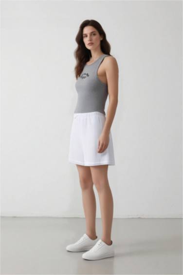 %100 Pamuk Relax Fıt Yüksek Bel Kısa Paça Beyaz Müslin Şort - Görsel 3