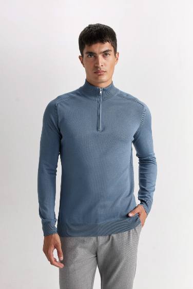 Standard Fit Half Neck Half Zipper Knitwear Pullover