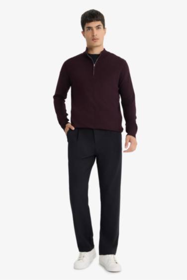 بلوفر تريكو قصة عادية بياقة نص سوسته