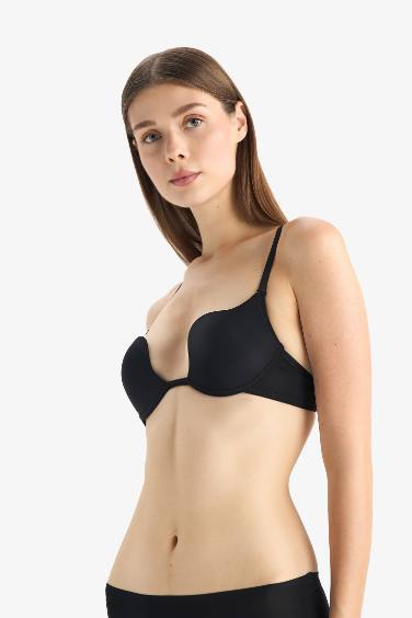 حمالة صدر برا بوش اب من Fall in Love