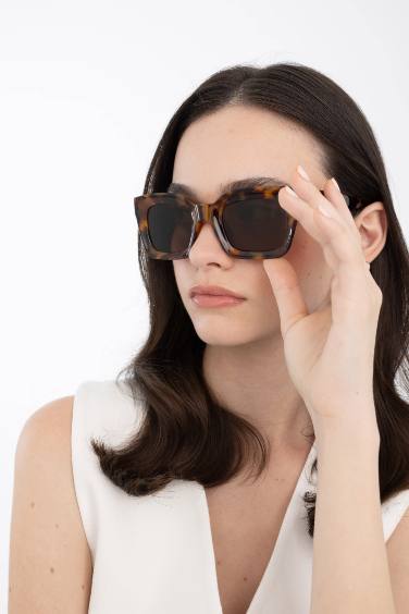 Woman Leopard Pattern Square Sunglasses