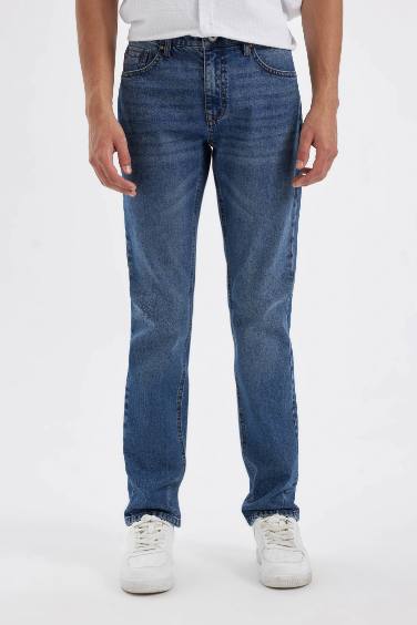 Pedro Slim Fit Jeans