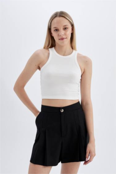 Regular Fit High Waist Short Leg Shorts