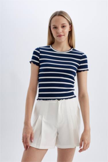 Short coupe régulière Taille Haute