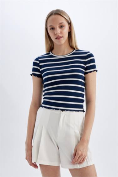 Short coupe régulière Taille Haute