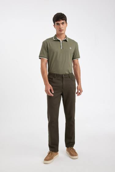 Straight Leg Pocketed Basic Trousers