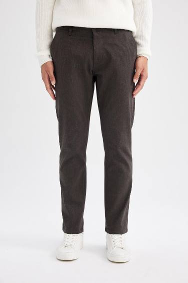 Regular Fit Pocketed Straight Leg Chino Pants