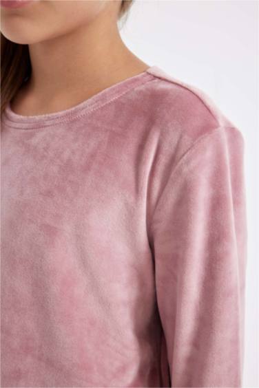 طقم بيجاما بناتي قطيفة قصة عادية - قطعتين